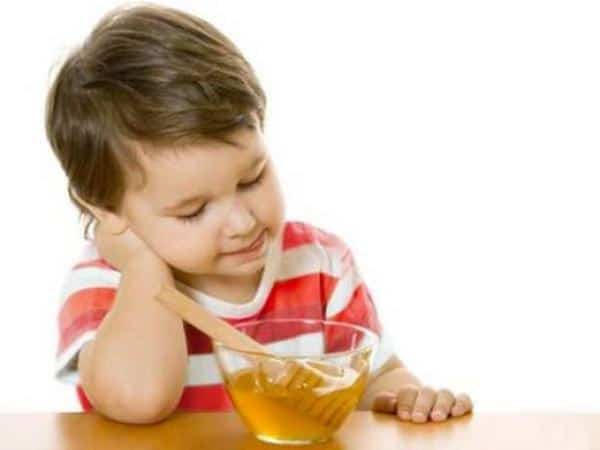 trẻ em dùng mật ong cho tiêu hóa