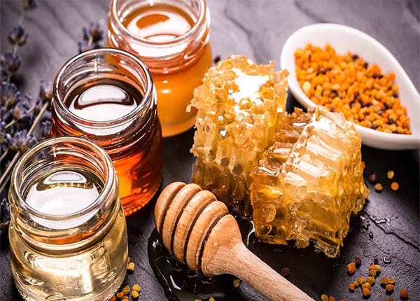 Mách bạn cách uống nghệ mật ong trị đau dạ dày hiệu quả